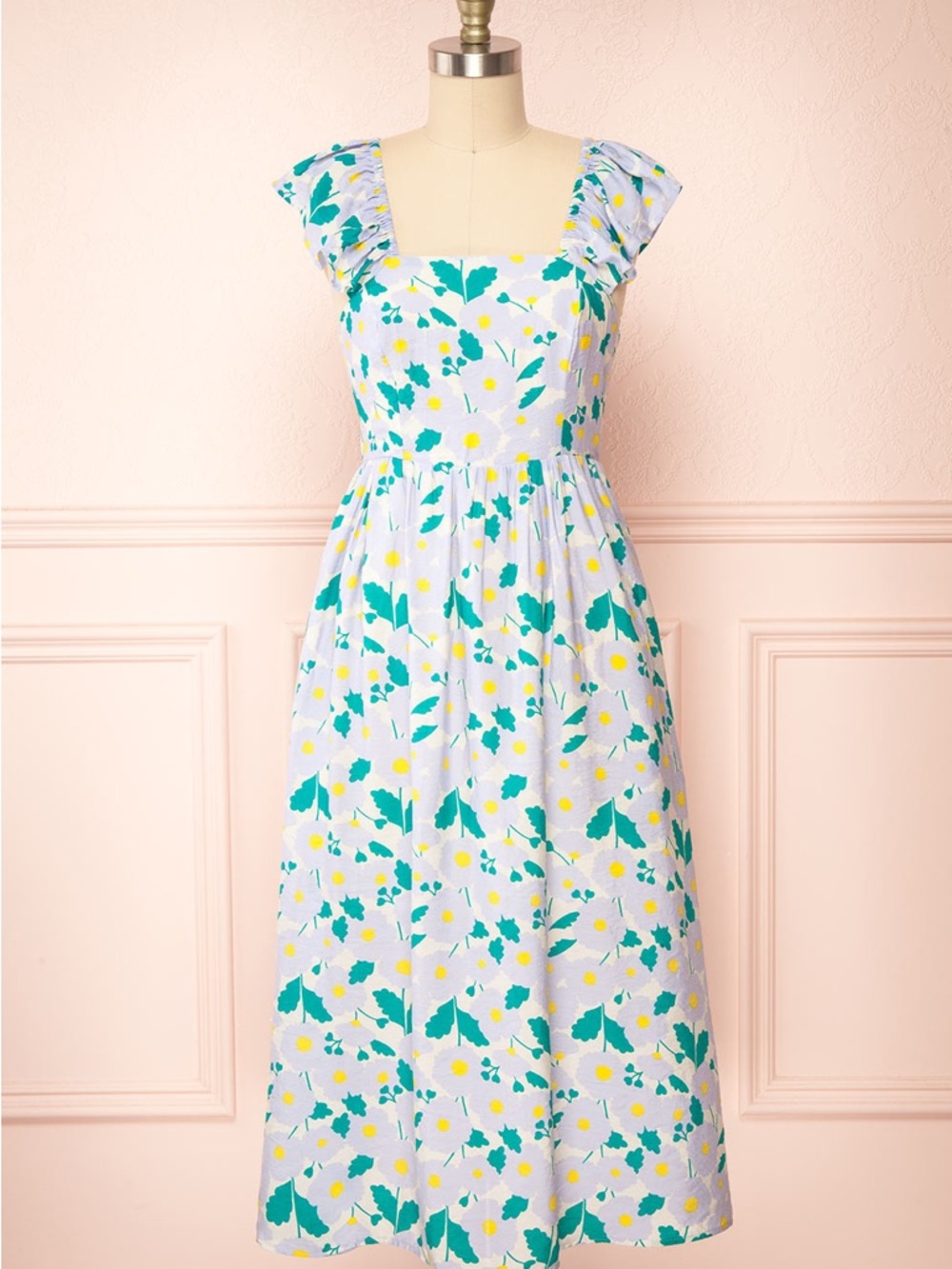 Sleeveless Square-Neck Midi Dress in Light Blue Floral